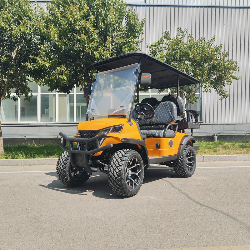 4座高尔夫球车